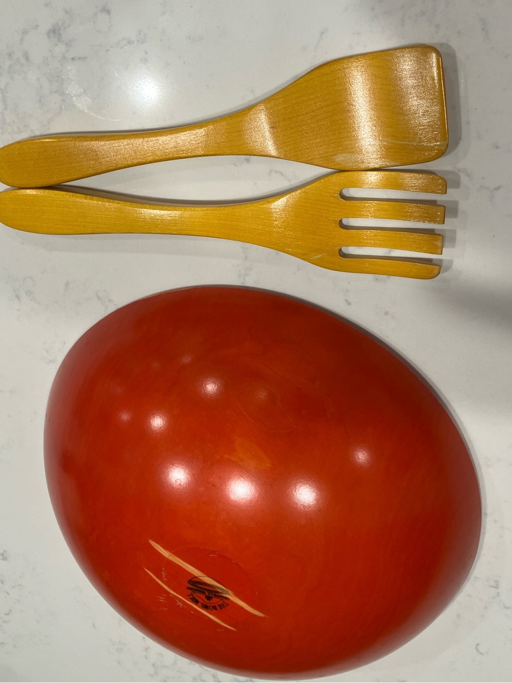 The Bowl Mill Granville VT Red Dyed Hardwood Salad Bowl + Matching Servers – 12” - Picture 5 of 6